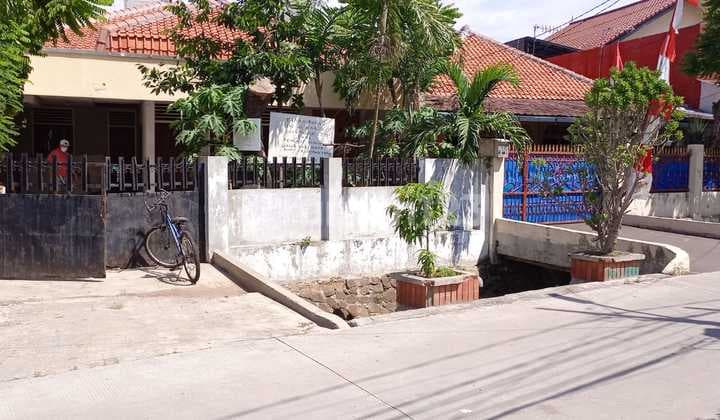 Dijual Cepat Rumah Hitung Tanah Kelapa Hijau Utan Kayu Jakarta Timur