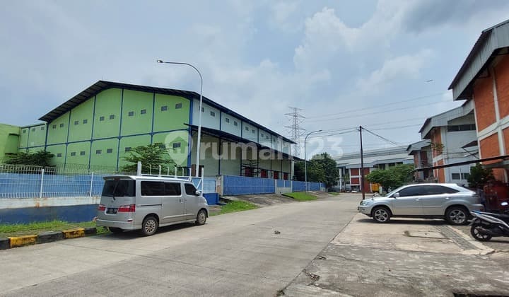 DIJUAL PABRIK DI KAWASAN INDUSTRI PULO GADUNG JL BUARAN CAKUNG JAKARTA TIMUR