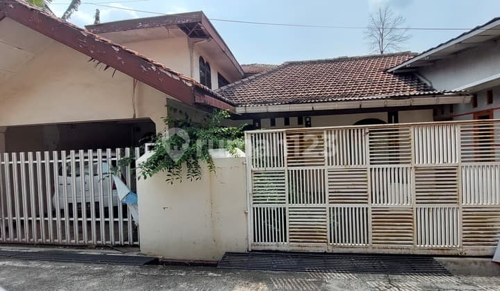 DIJUAL RUMAH HITUNG TANAH WISMA KUSMA INDAH PONDOK MELATI BEKASI