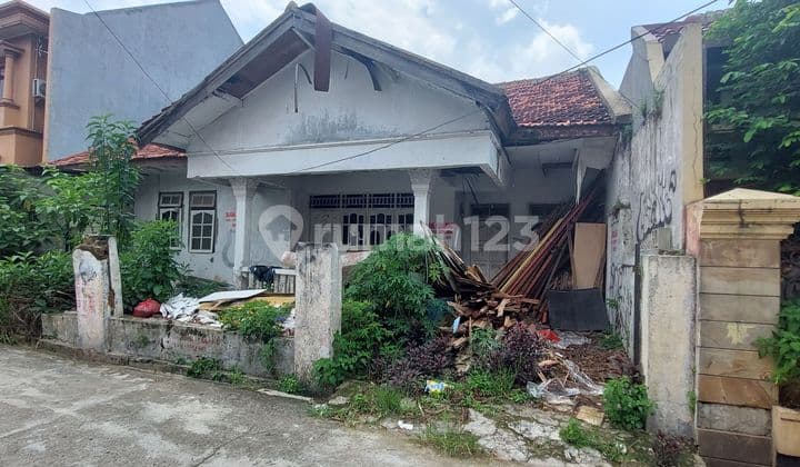DIJUAL RUMAH HITUNG TANAH PERUMAHAN WISMA RATU JATIMAKMUR BEKASI
