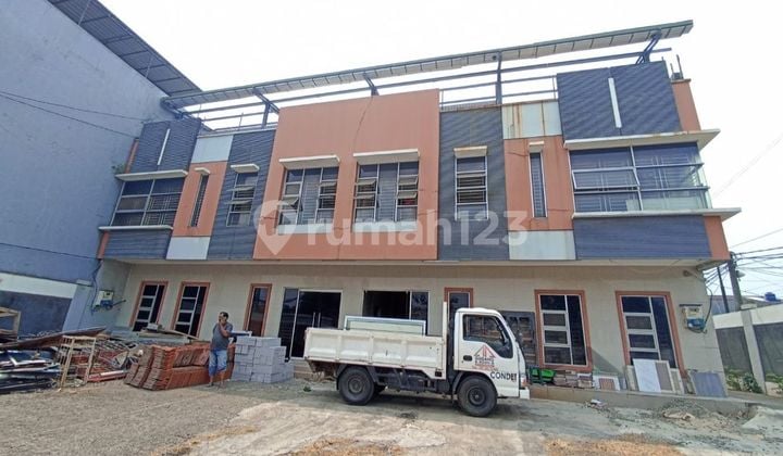 DIJUAL BANGUNAN KANTOR RAYA HANKAM PONDOK GEDE BEKASI