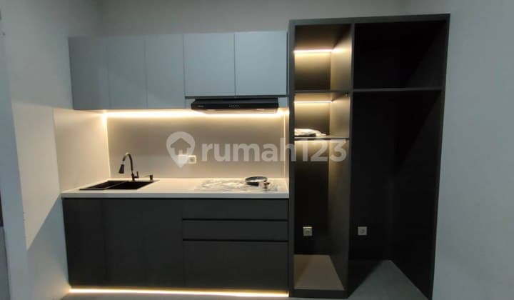 Barang Langka! For Sale Rumah Semi Furnished di Tatar Banyak Sumba Kota Baru Parahyangan