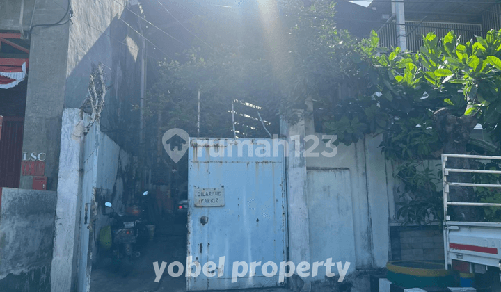 RUMAH USAHA DAN TINGGAL NOL JALAN RAYA BARATAJAYA SURABAYA LOKASI STRATEGIS