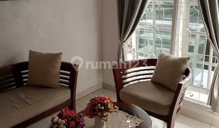 Dijual Rumah Kos Aktif Full Furnished 9 Kamar, Kramat Jati, Jakarta Timur, 030