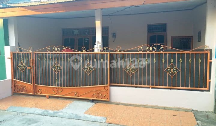 Rumah Siap Huni dan Strategis 5 Menit Dari Grand Galaxy Park