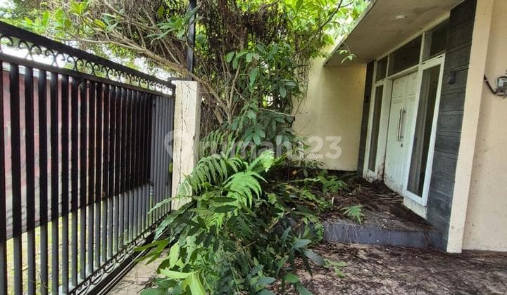 Rumah Lelang Mainroad Banget di Jalan Raya Lembang