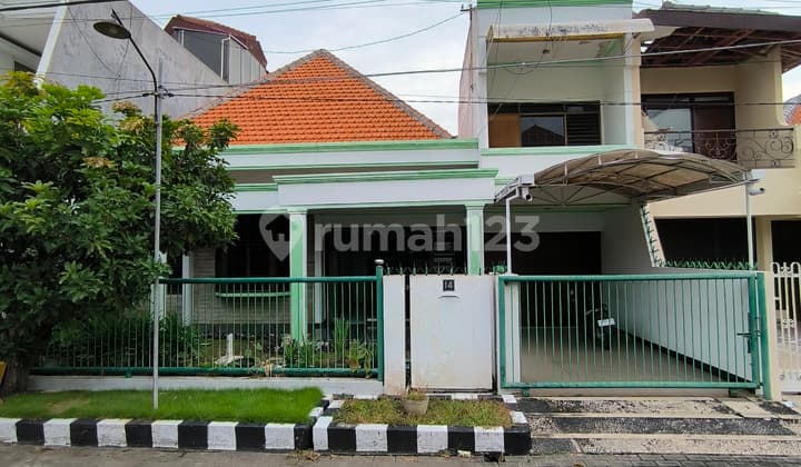 Rumah dekat Kampus B Unair di Manyar Kartika, dijual MURAH SHM