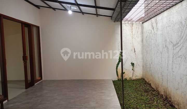 2 Lantai Rumah Dijual Dalam Komplek Pesona Bali City View Ciwaruga Bandung