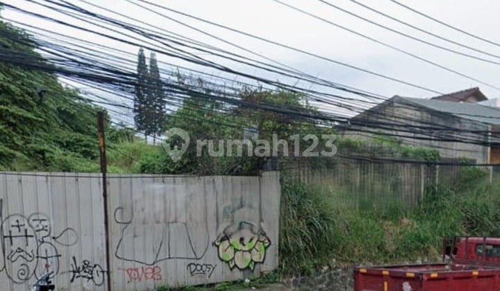 Sewa Tanah Mainroad Surya Sumantri setrasari pasteur Bandung Cocok Untuk Showroom , Resto , lapangan olah raga , lebar 33 meter