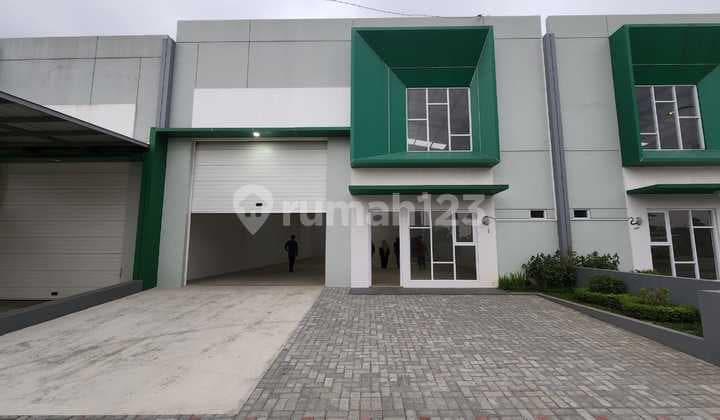 Kompek Pergudangan Terbersih dan Aman Bebas Pungli, One Gate System, 5 Menit ke Tol Padaleunyi, Area Industrial