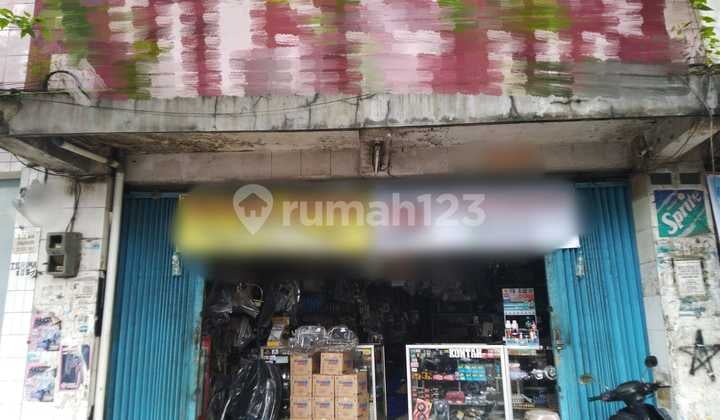 Mainroad, Ramai, Tengah Kota Astana Anyar