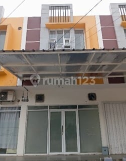 Affordable Ready-to-occupy Shophouse in Greenville Ngamprah Cilame