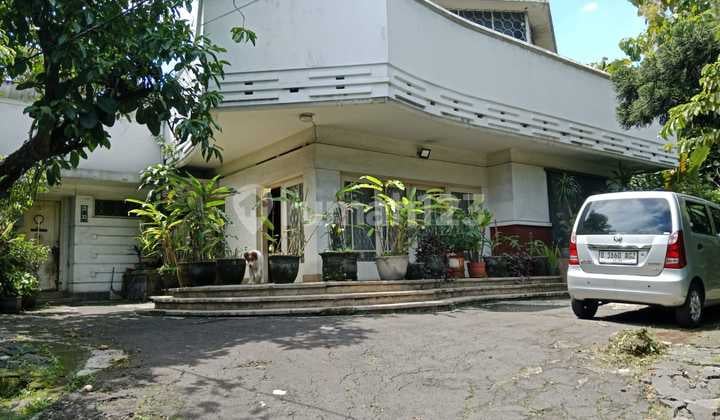 Dijual Rumah Tua Bagus Tanah Luas di Jl Raya Surapati Mainroad