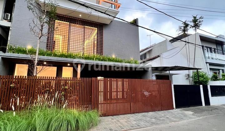 Luxury Tropical House Design Area Strategis Pondok Indah