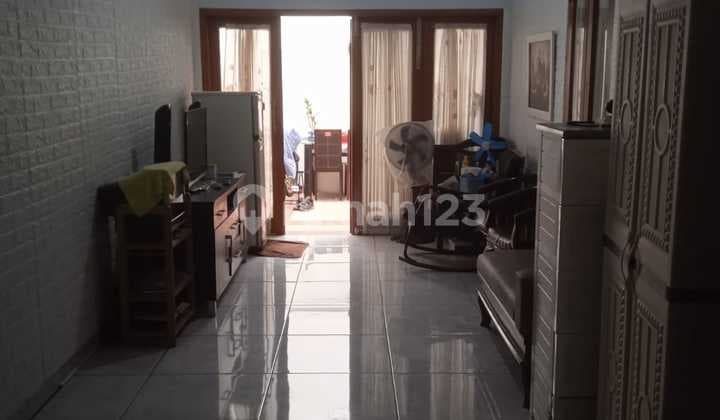 Rumah Siap Huni di Area Sariwangi Bandung