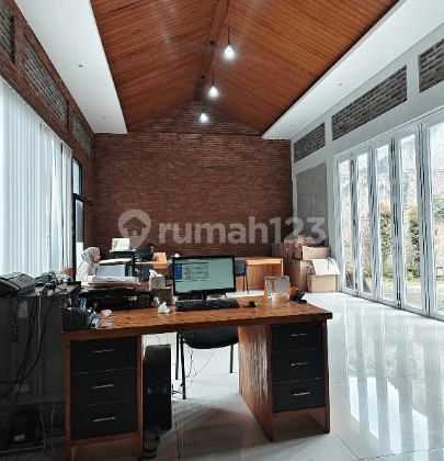House Suitable for Office in Cipta Graha Complex