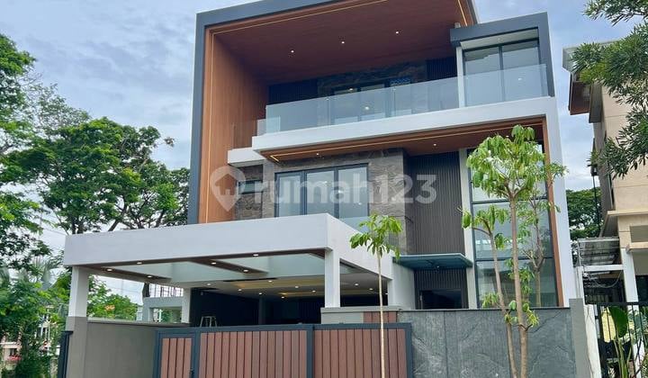 For Sale New 3-Story House in Woodland Citraland with Elevator Near Pakuwon