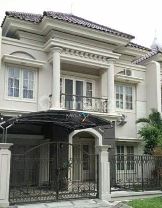 Disewakan Rumah 2 Lantai di Central Park Semolowaru Siap Huni