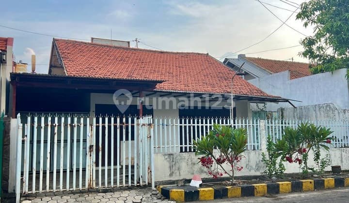 Dijual Rumah Hitung Tanah di Rungkut Asri Tengah Dekat Merr