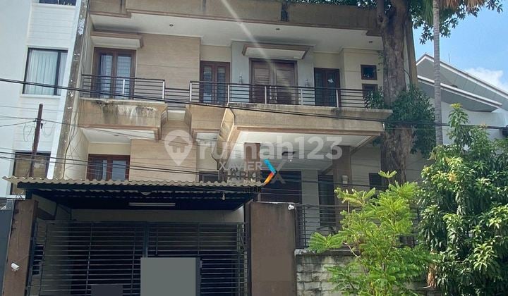 Siap Huni Rumah Mewah Galaxy Bumi Permai 1 Bagus Terawat Siap Huni Rumah Mewah Galaxy Bumi Permai 1 Bagus Terawat