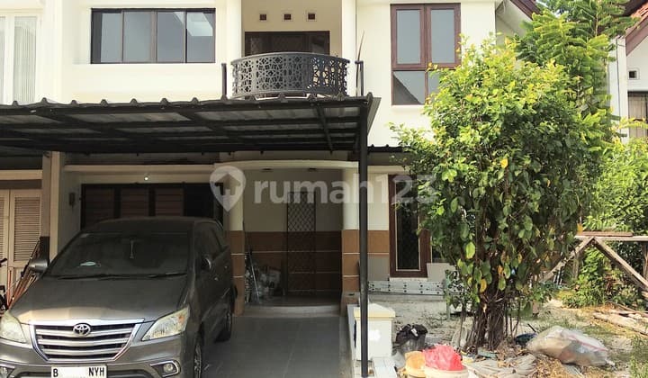 Rumah 2 Lantai Bagus di Cluster Cemara, Alam Sutera, Tangerang