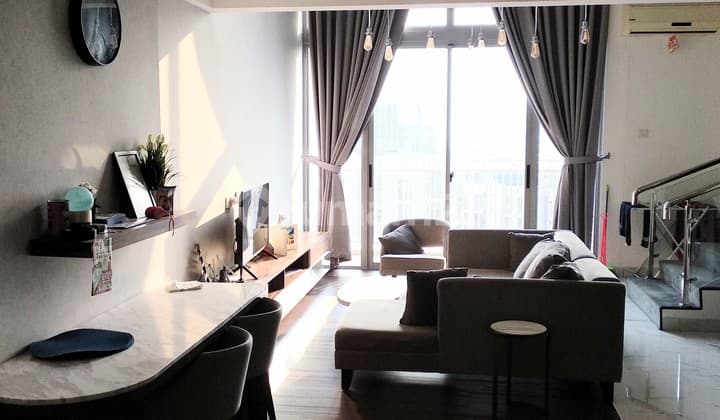 Apartement Neo Soho 1 Br, 2 Lantai Mezzanine Furnished Bagus