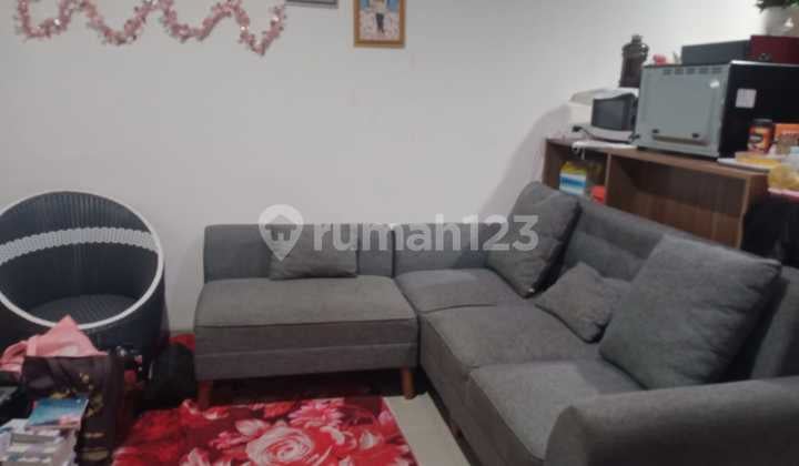 Apartment Green Royal Condo House 2 BR Bagus Furnished
