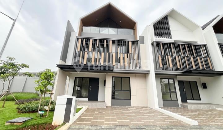 For Sale 3-Story Hook House with Attic at Strozzi Symphonia Gading Serpong