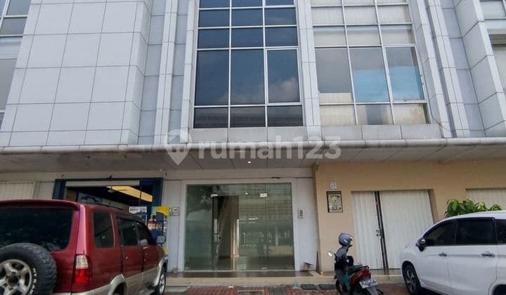 For Rent 1st & 2nd Floor Bolsena Square Shop House Gading Serpong Opposite UMN.