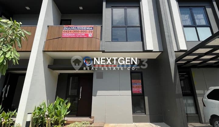 Disewakan Rumah Regia Summarecon Crown Gading Tipe 6x11 Harapan Indah bekasi