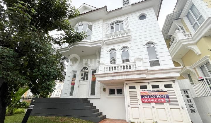 Dijual Cepat Rumah Montana Paramount Land Dekat Pusat Makanan Gading Serpong