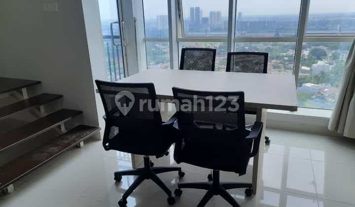 Disewakan Soho Roseville Furnished 2 Lantai Mezzanine Siap Pakai