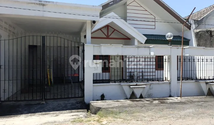 Disewakan Rumah Di Griya Babatan KT Disewakan Rumah Di Griya Babatan KT