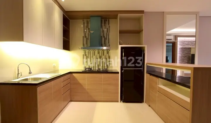 Sewa Condo 2Br Keren Bagus Cakep Greenbay Pluit