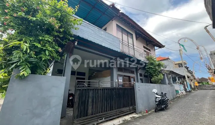 For Sale 2 Strategic Land Plots Total Area 142 M² with Building - Badung