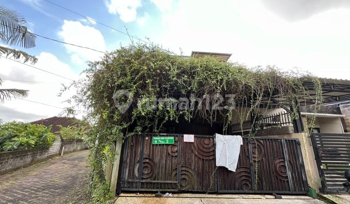 For Sale 1 Strategic Land Plot Total Area 162 M² with Building - Badung