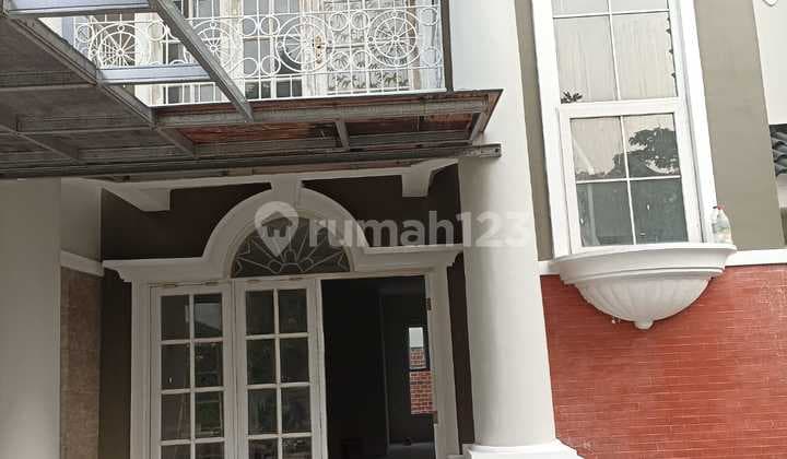 Rumah 2lantai di Taman Crysant bsd dekat stasiun dan toll