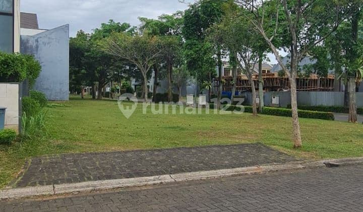 Kavling Hoek Siap Bangun Di Greenwich Barat Laut- Barat Daya