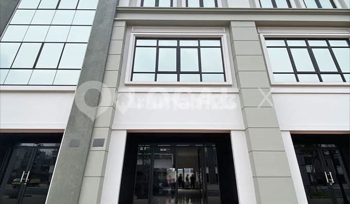 Ruko Sedayu City Boulevard Raya Kelapa Gading, Jakarta Utara