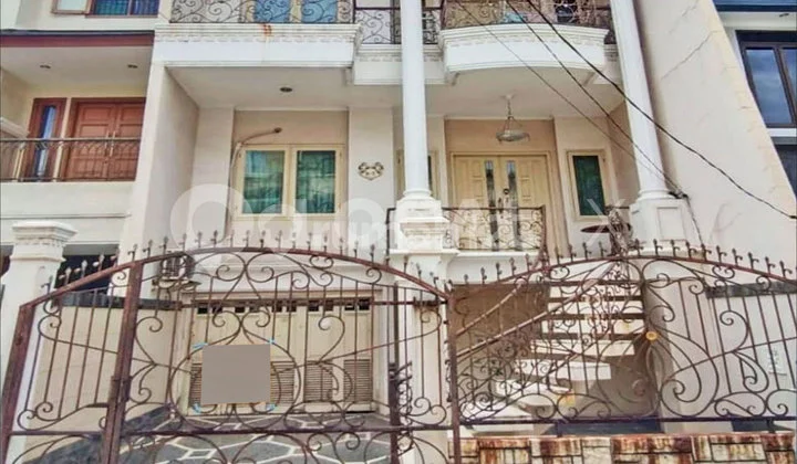 Rumah Gading Surya, Kelapa Gading, Jakarta Utara Rumah Gading Surya, Kelapa Gading, Jakarta Utara