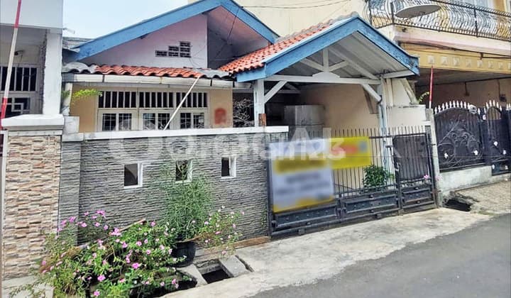 North Pulo Asem House, Pulo Gadung, East Jakarta