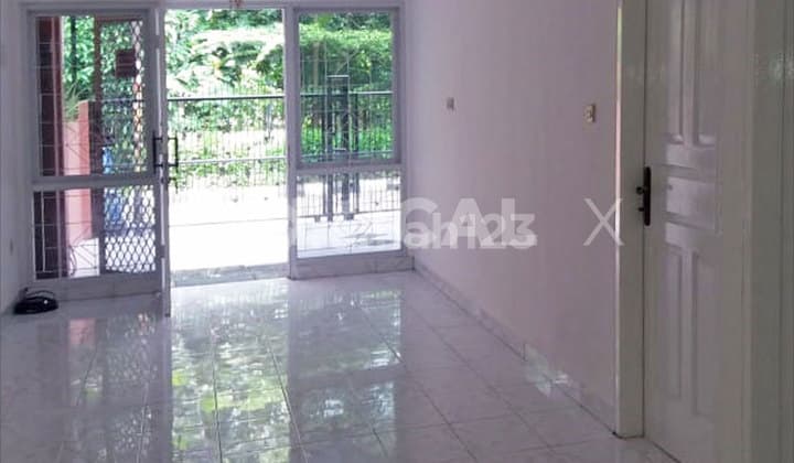 Rumah Taman Pegangsaan Indah, Kelapa Gading, North Jakarta