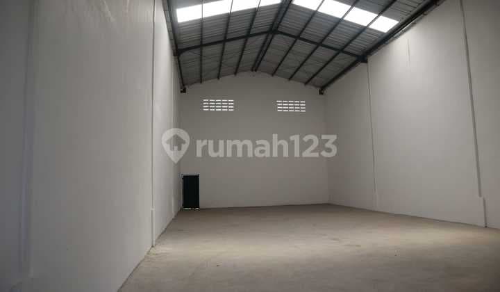 Gudang Murah Surya Grand Cisoka Untuk Usaha Dan Workshop di Tangerang