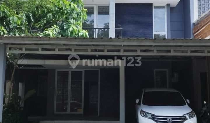 Rumah 2 Lantai Siap Huni Desain Modern Tropis di Delatinos BSD