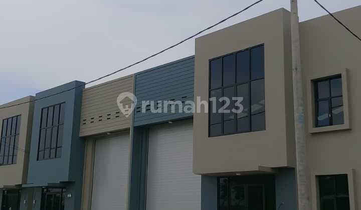 Gudang Bagus Untuk Penyimpanan di Neglasari, Tangerang