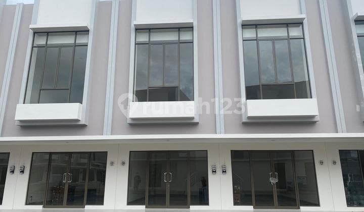 For Rent Aniva Grande Shophouse at Affordable Price in Gading Serpong
