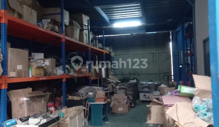 Gudang Gandeng di Pergudangan Kamal Business Center