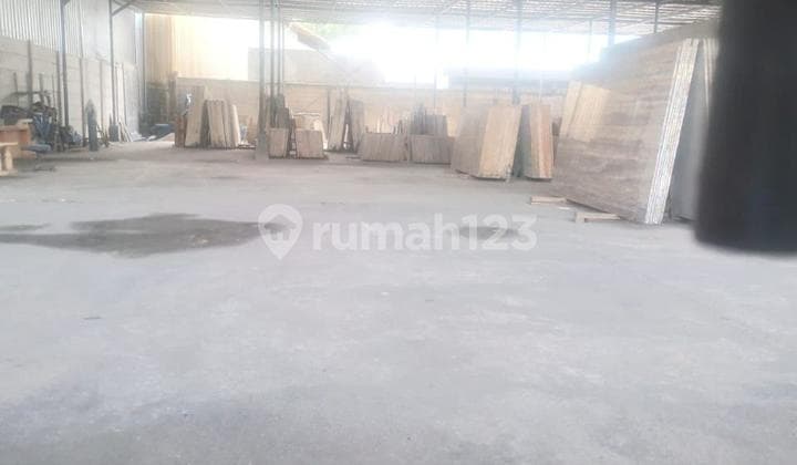Empty Land in the Ciprondoh Tangerang Plot. Area 1600 M2