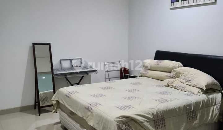 Rumah Modern Minimalis di Cempaka Putih, Jakarta Pusat LT 13.5X15 (202.5M²)