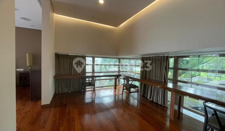 House in Lippo Karwaci Golf Estate, Tangerang. Fully Furnished.